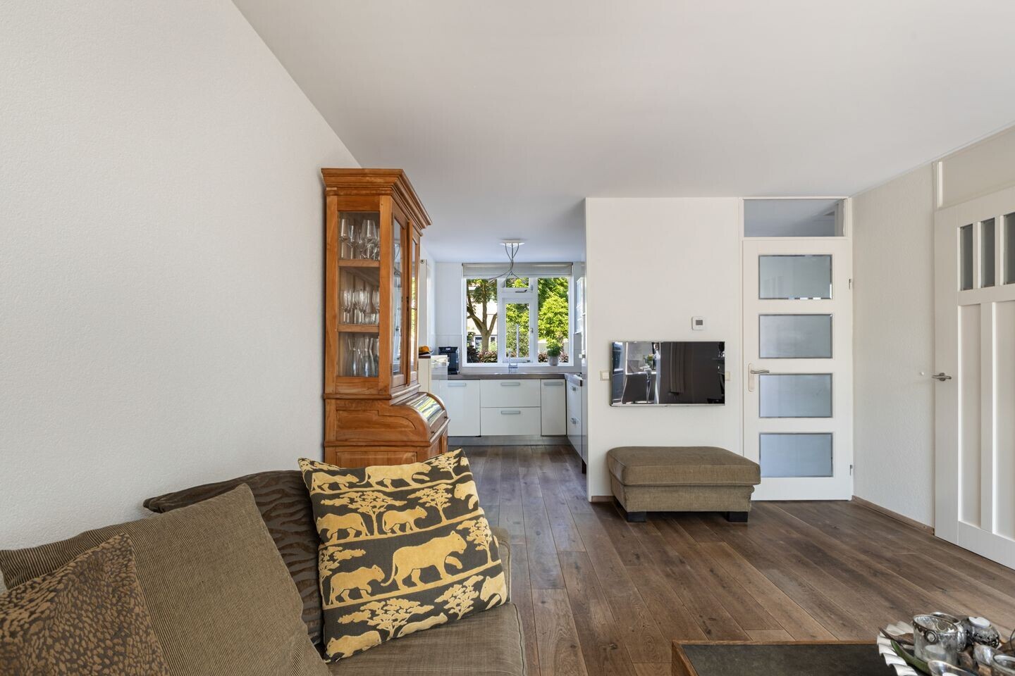 Tussenwoning te koop: Valkenburgerlaan 34, Boskoop
