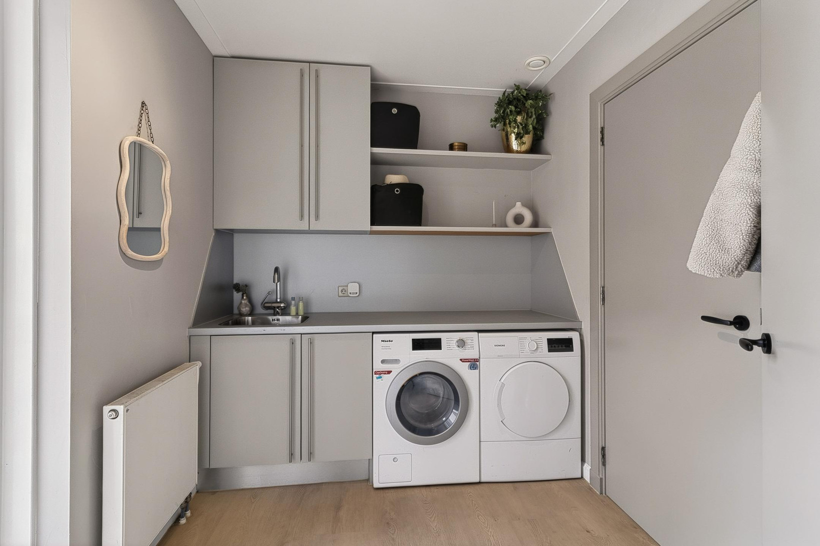 Twee-onder-één-kap te koop: Badhuisweg 39B, Boskoop