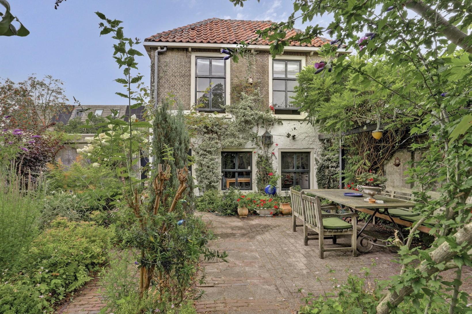 Hoekwoning te koop: Turfmarkt 102, Gouda