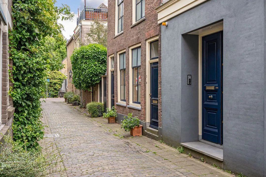 Appartement te koop: Komijnsteeg 5A, Gouda