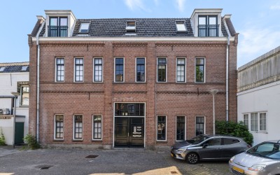 Zwaansgat 26