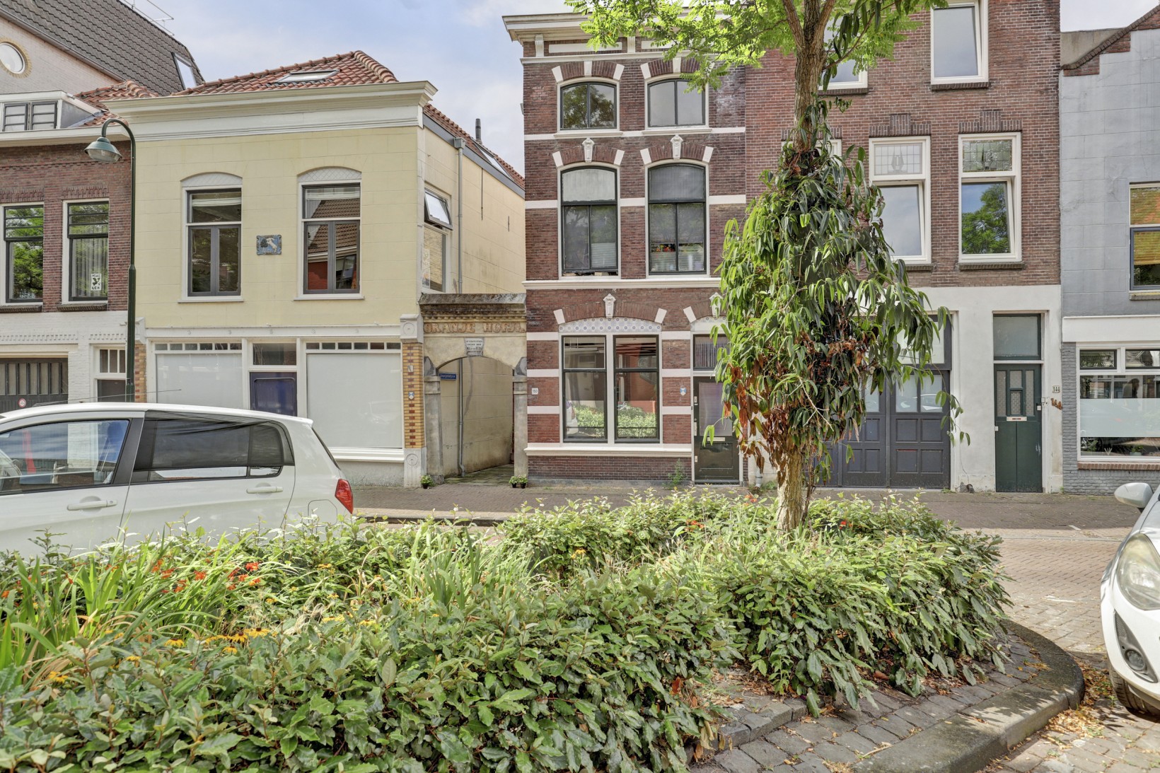 Tussenwoning te koop: Raam 148, Gouda