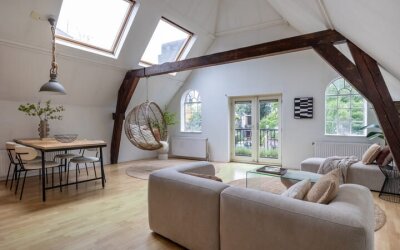 Hoefsteeg 1