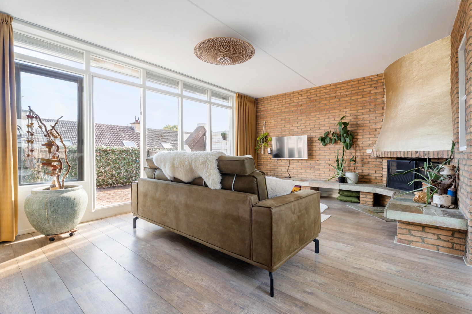 Tussenwoning te koop: Lazaruskade 29, Gouda