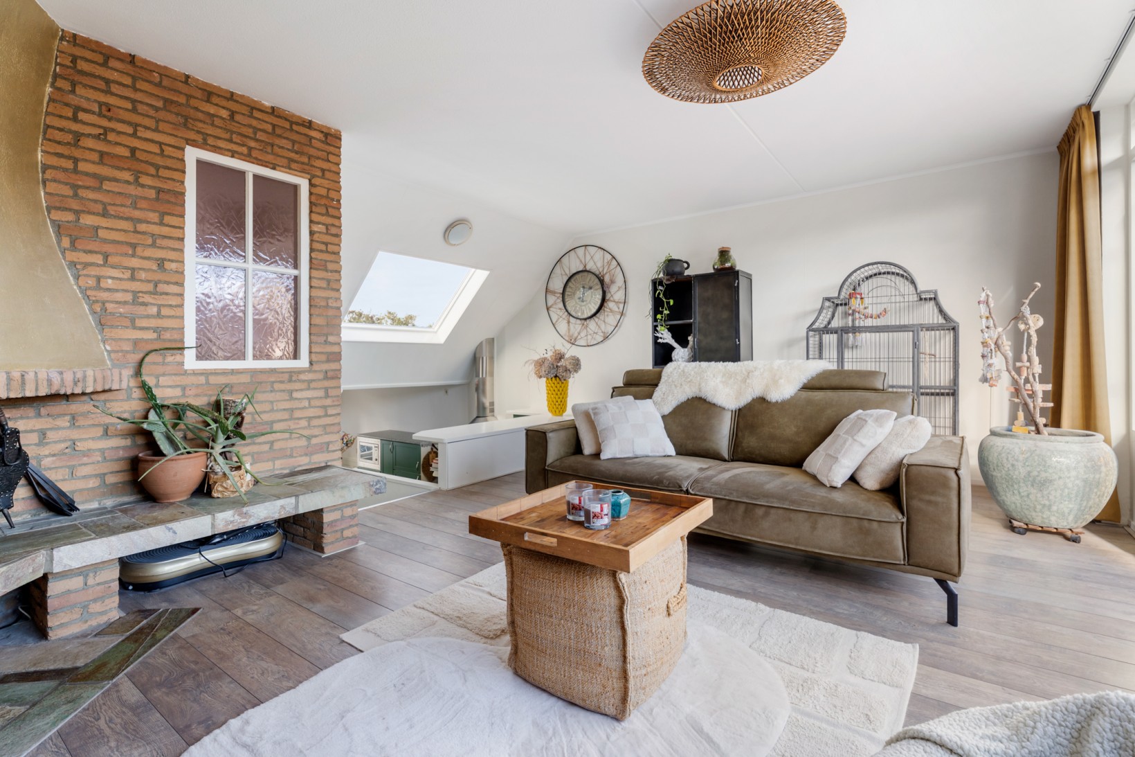 Tussenwoning te koop: Lazaruskade 29, Gouda