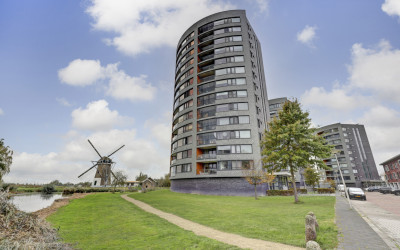 Uiverplein 212