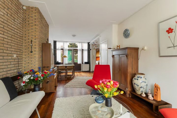 Tussenwoning te koop: van Baerlestraat 28, Gouda