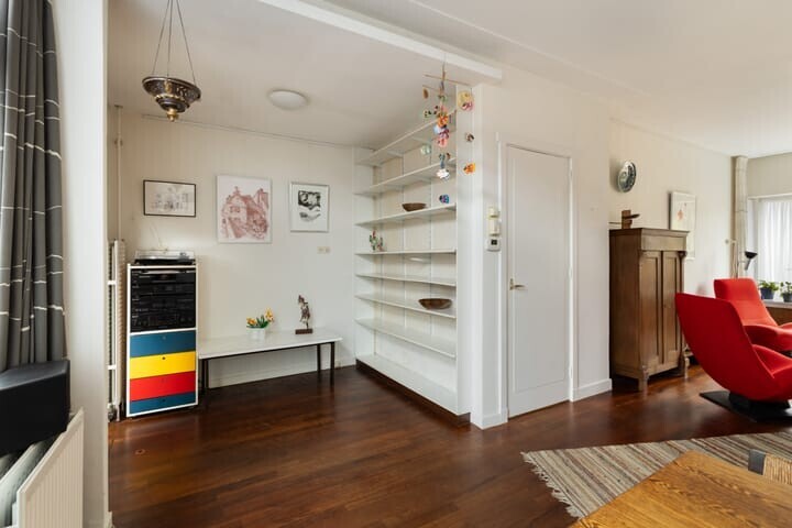 Tussenwoning te koop: van Baerlestraat 28, Gouda