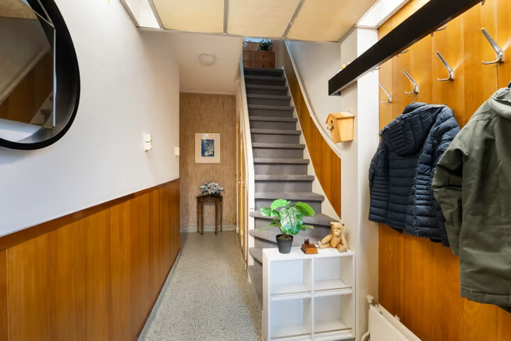 Tussenwoning te koop: van Baerlestraat 28, Gouda