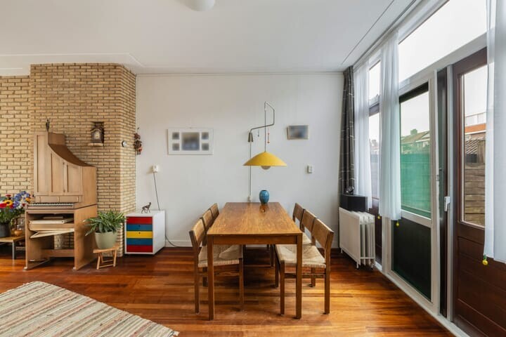 Tussenwoning te koop: van Baerlestraat 28, Gouda