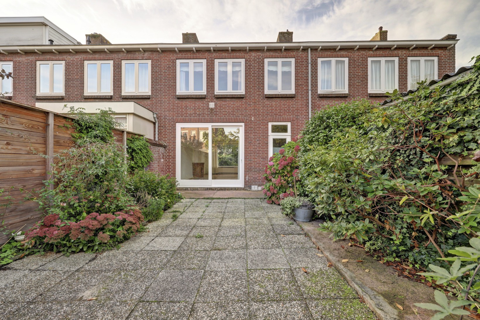 Tussenwoning te koop: van Baerlestraat 49, Gouda