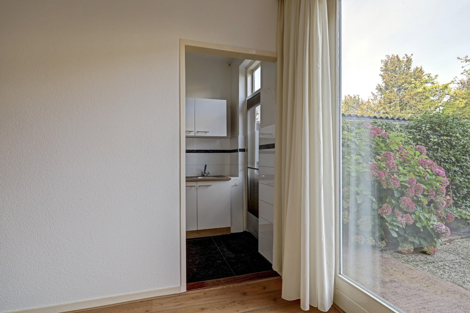 Tussenwoning te koop: van Baerlestraat 49, Gouda