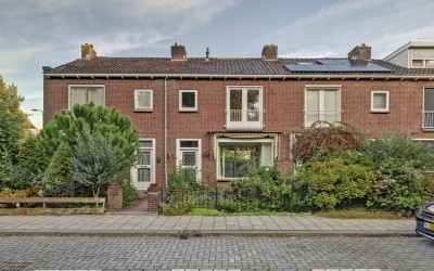 van Baerlestraat 49