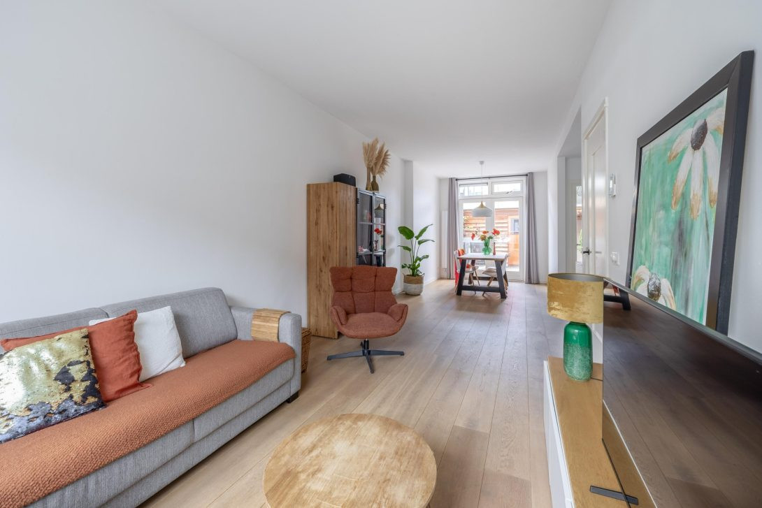 Tussenwoning te koop: Woudstraat 32, Gouda