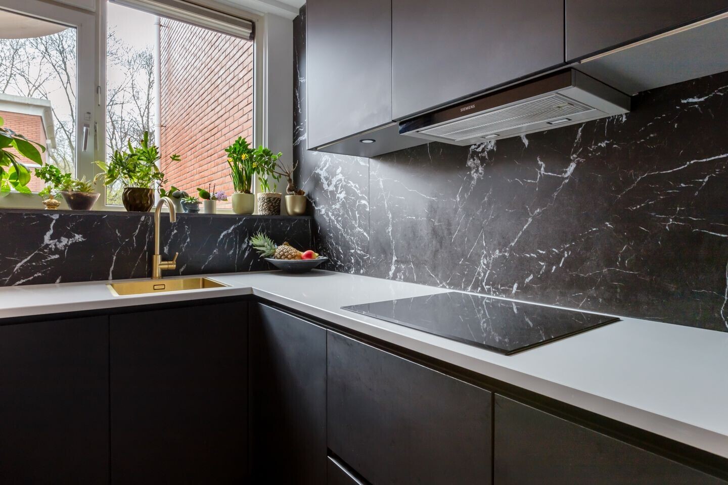 Tussenwoning te koop: Begoniapad 9, Gouda