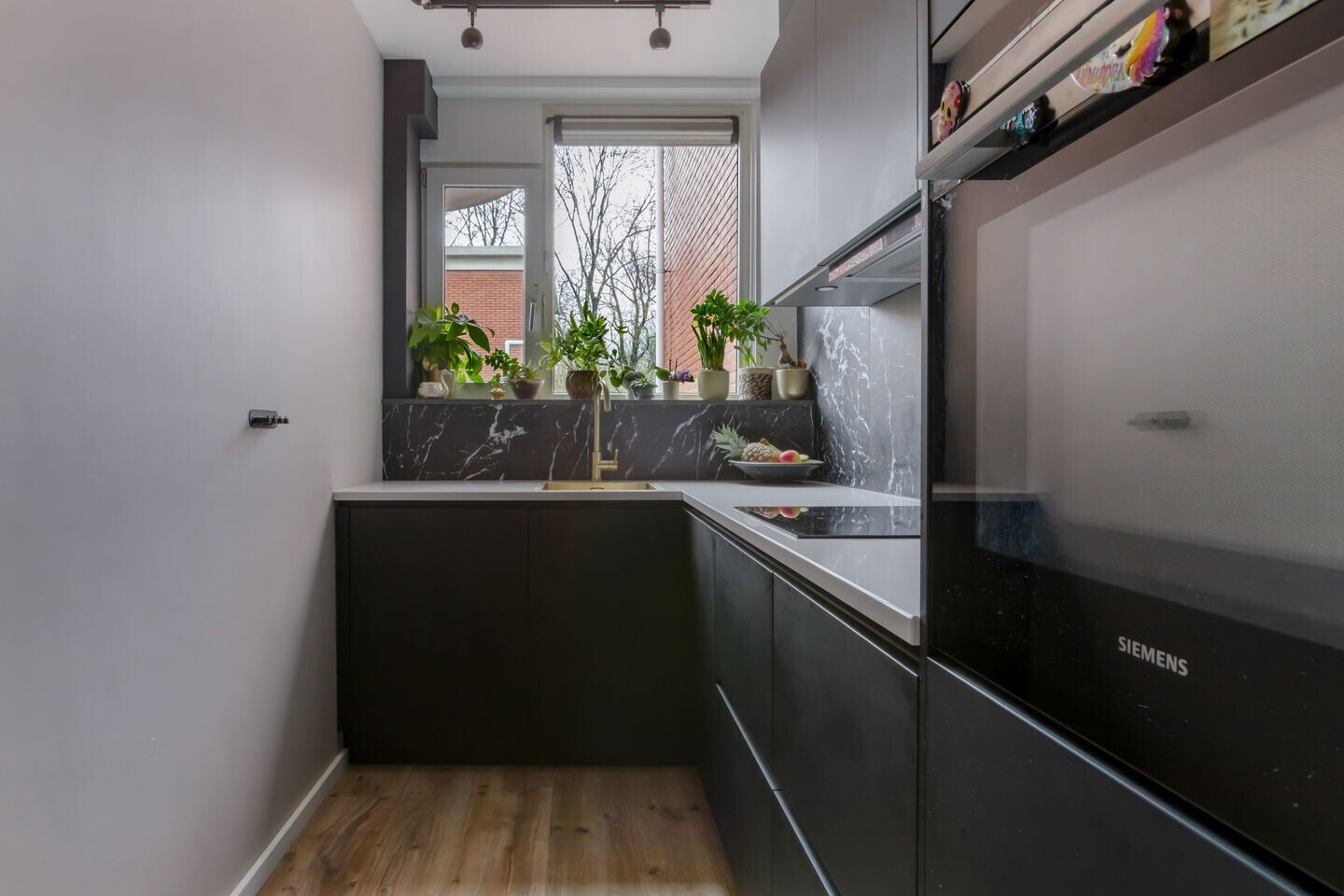 Tussenwoning te koop: Begoniapad 9, Gouda