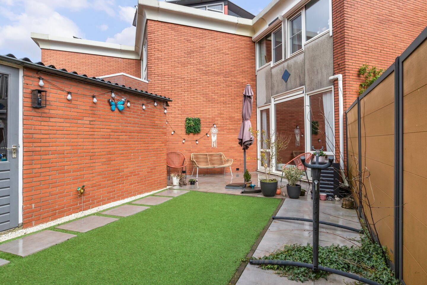Tussenwoning te koop: Begoniapad 9, Gouda