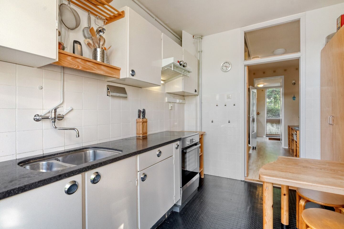 Tussenwoning te koop: Beringlaan 4, Gouda