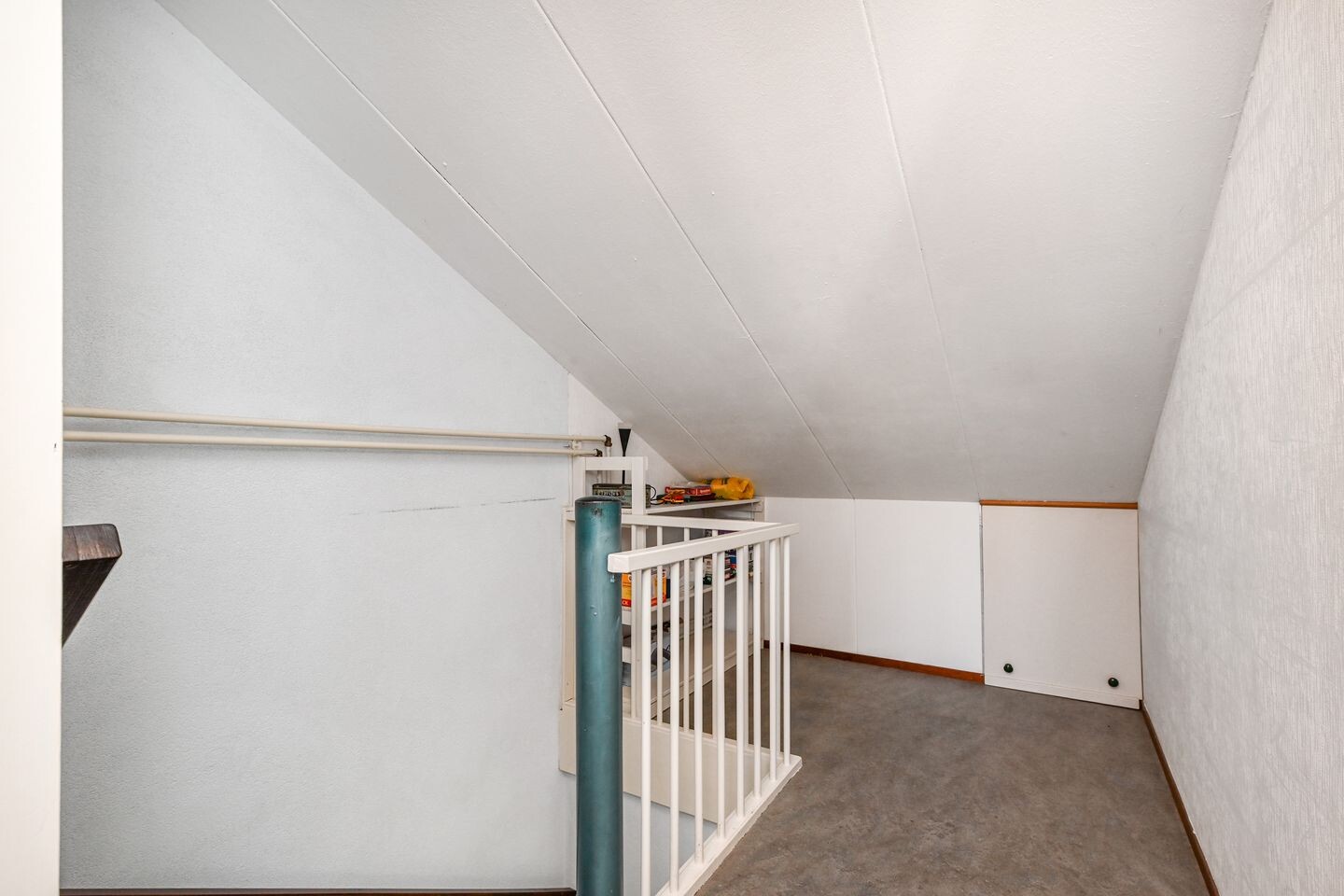 Tussenwoning te koop: Anna van Hensbeeksingel 14, Gouda