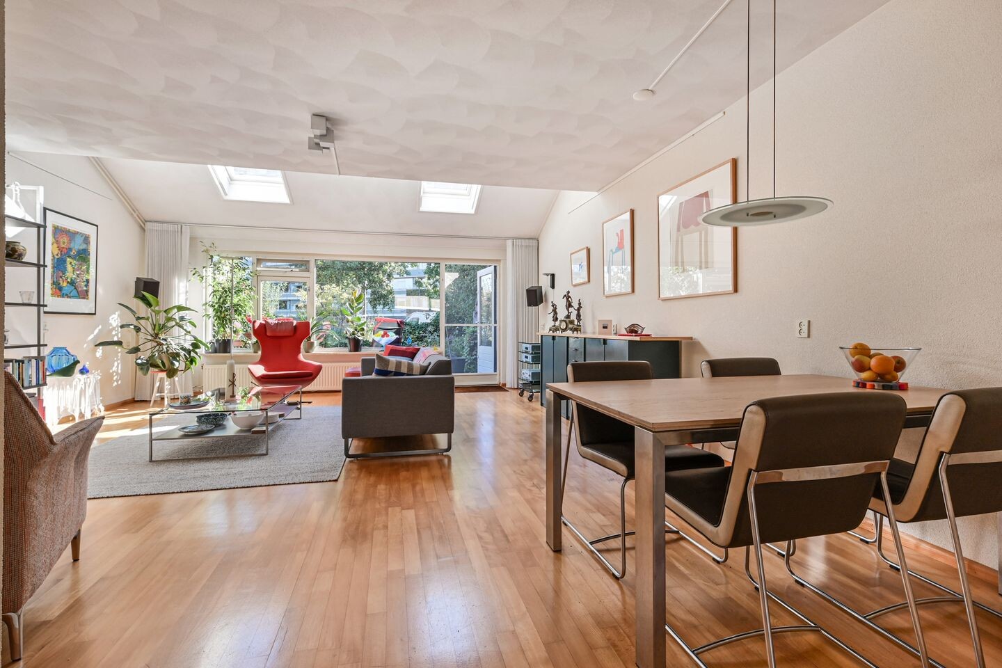 Tussenwoning te koop: Anna van Hensbeeksingel 14, Gouda