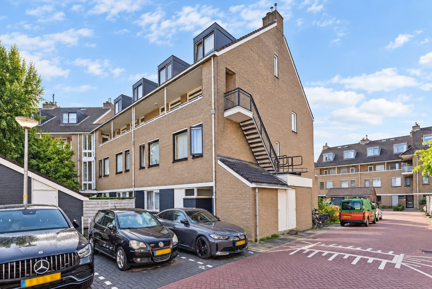 Appartement te koop: Anna van Hensbeeksingel 170, Gouda