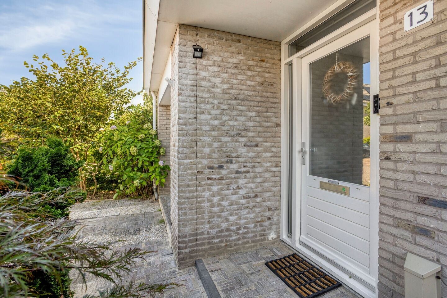 Hoekwoning te koop: Bieslookgaarde 13, Gouda