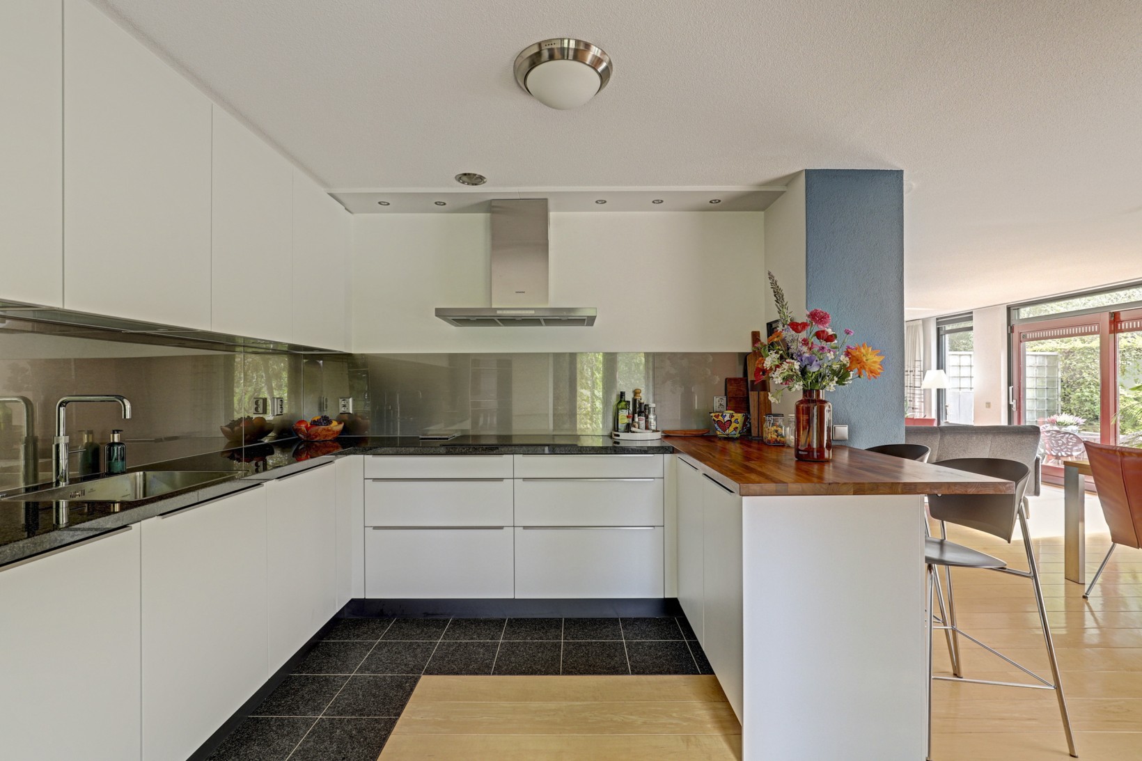 Tussenwoning te koop: Dillegaarde 4, Gouda