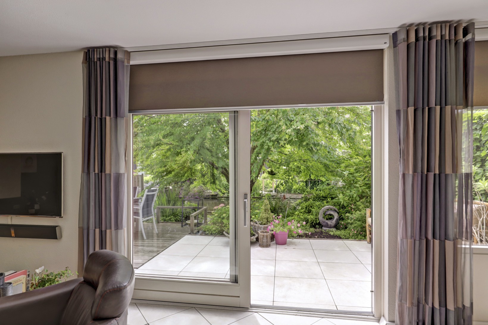 Hoekwoning te koop: Hopgaarde 8, Gouda