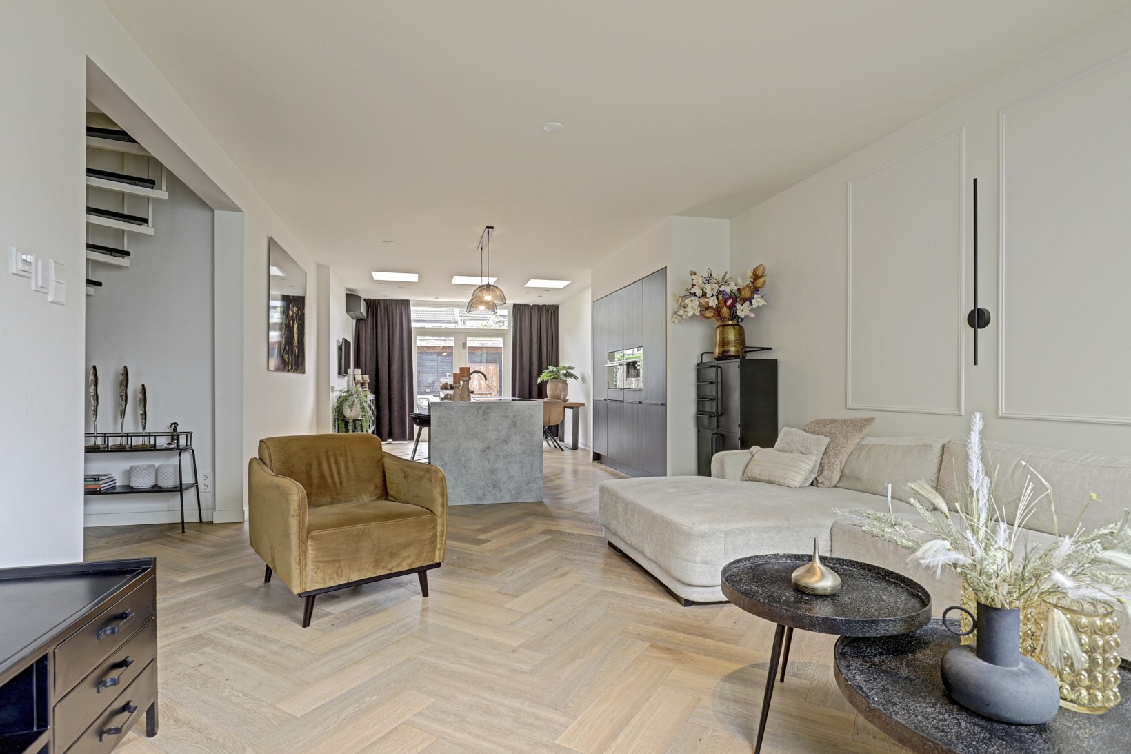 Tussenwoning te koop: Prunuslaan 26, Gouda