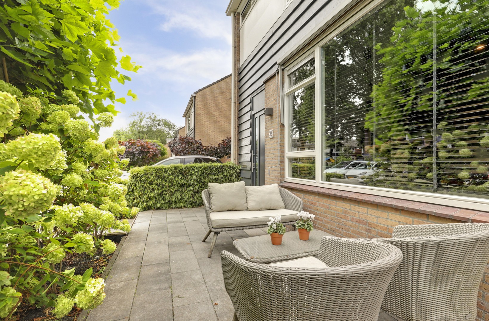 Tussenwoning te koop: Prunuslaan 26, Gouda