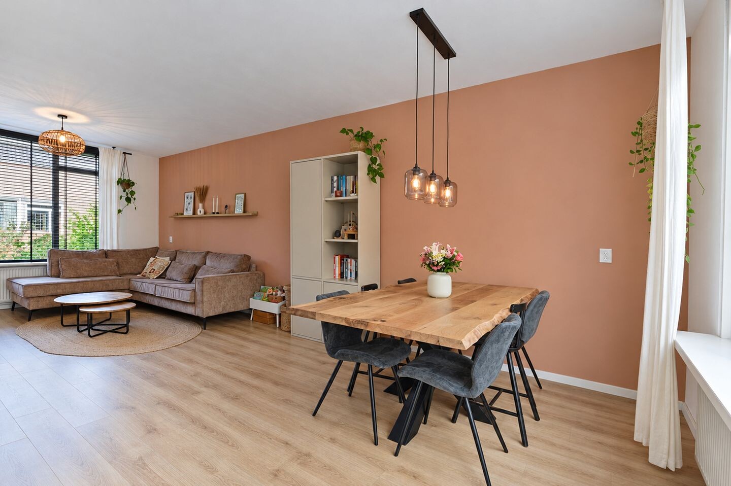 Tussenwoning te koop: Moerbeistraat 35, Gouda
