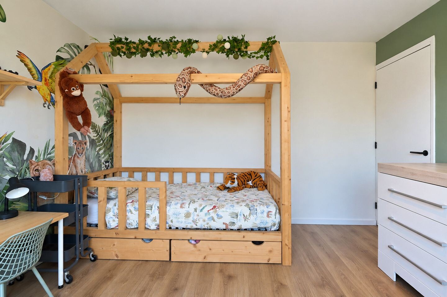 Tussenwoning te koop: Moerbeistraat 35, Gouda