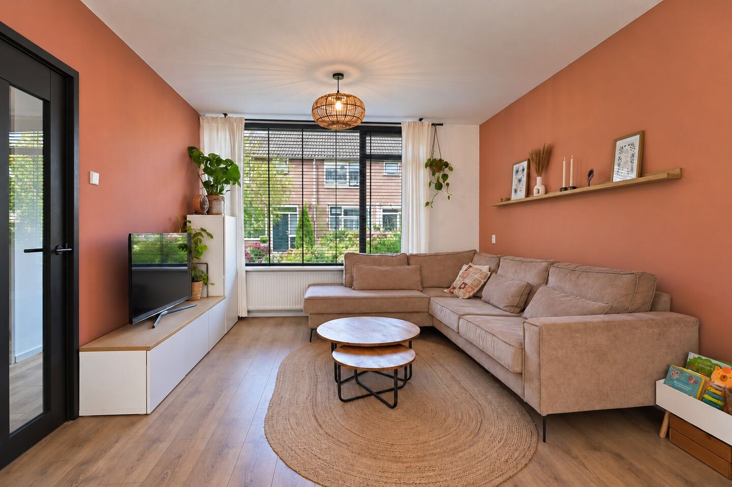 Tussenwoning te koop: Moerbeistraat 35, Gouda