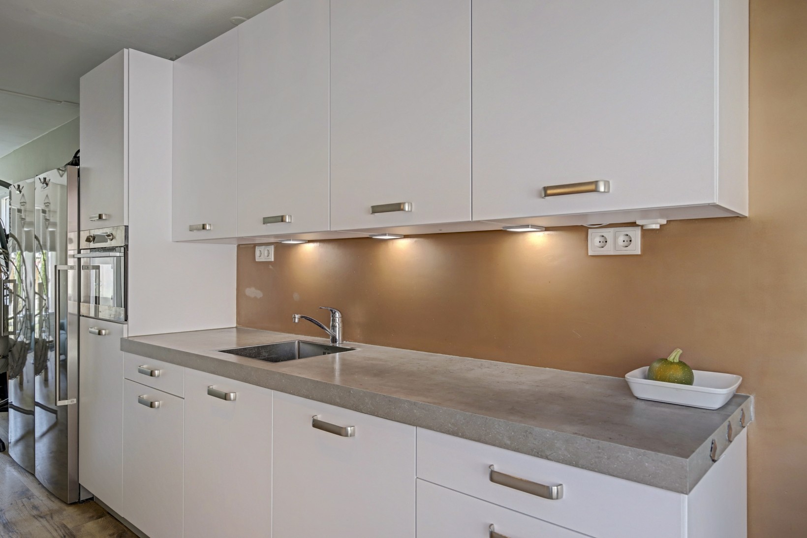 Hoekwoning te koop: Veenzoom 90, Gouda