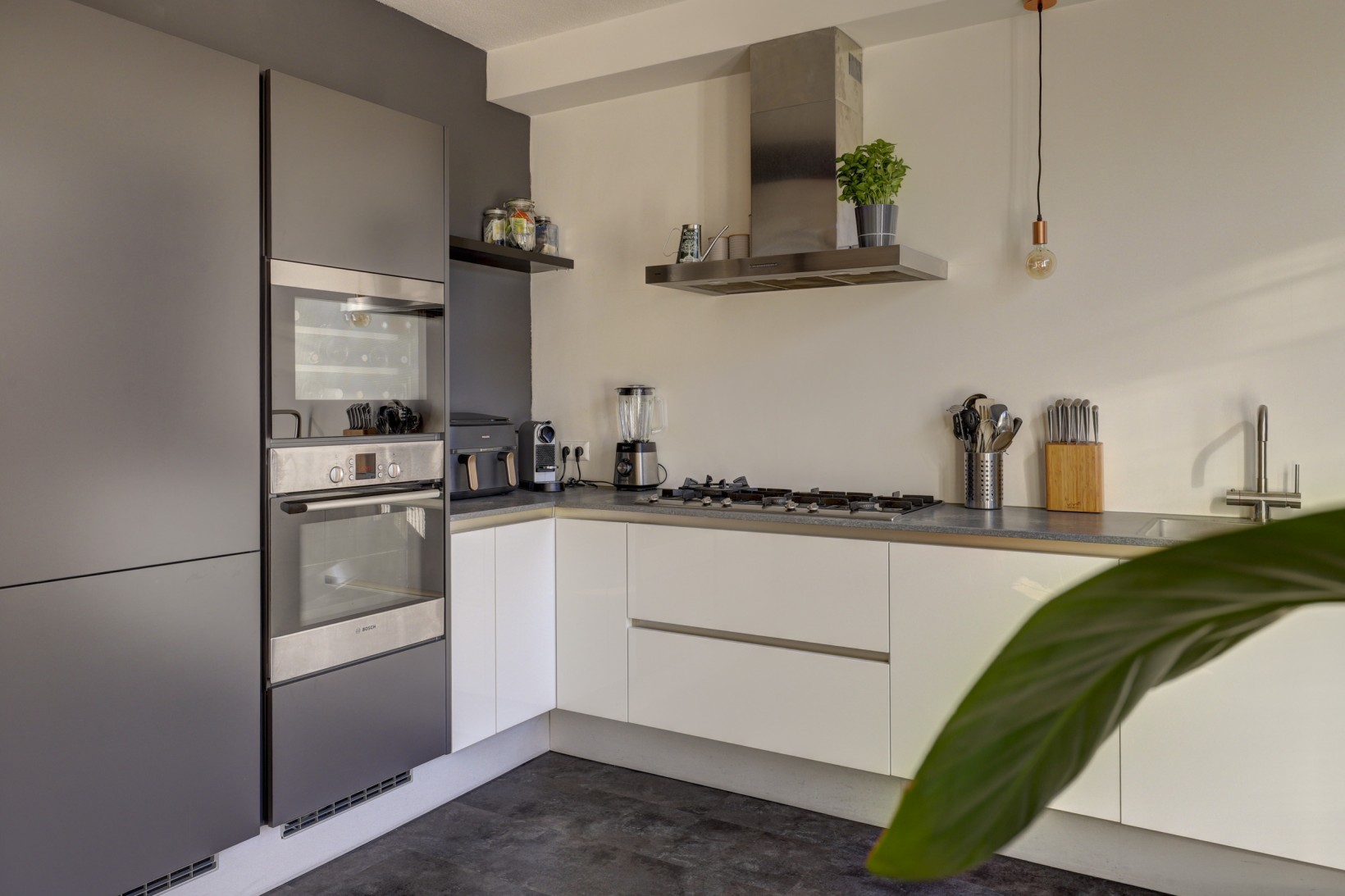 Tussenwoning te koop: Palenstein 34, Gouda