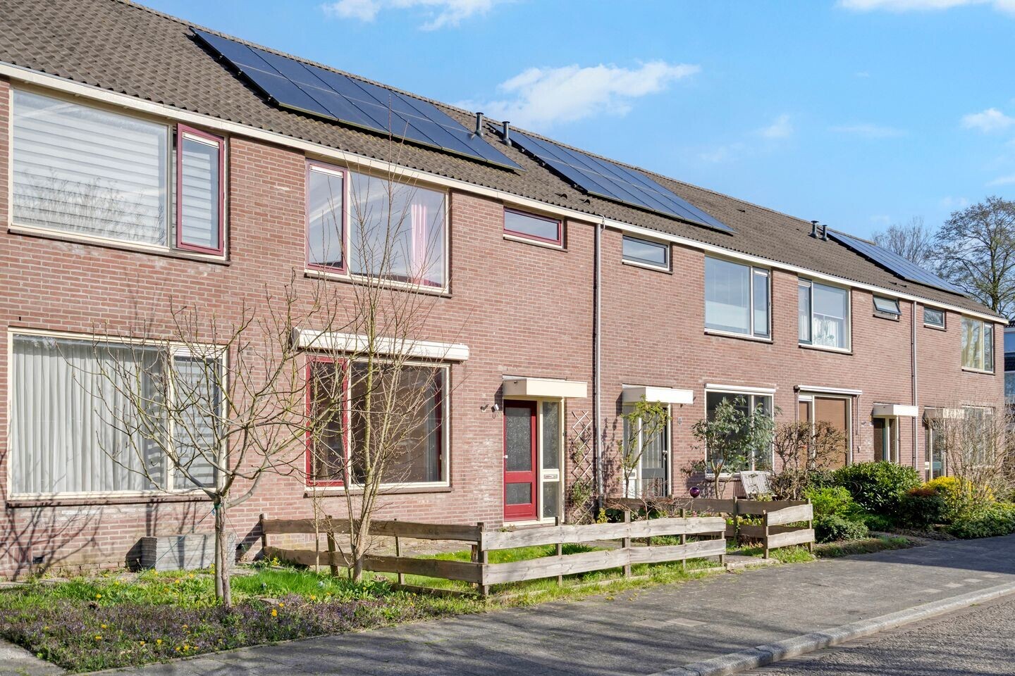 Tussenwoning te koop: Weerestein 8, Gouda