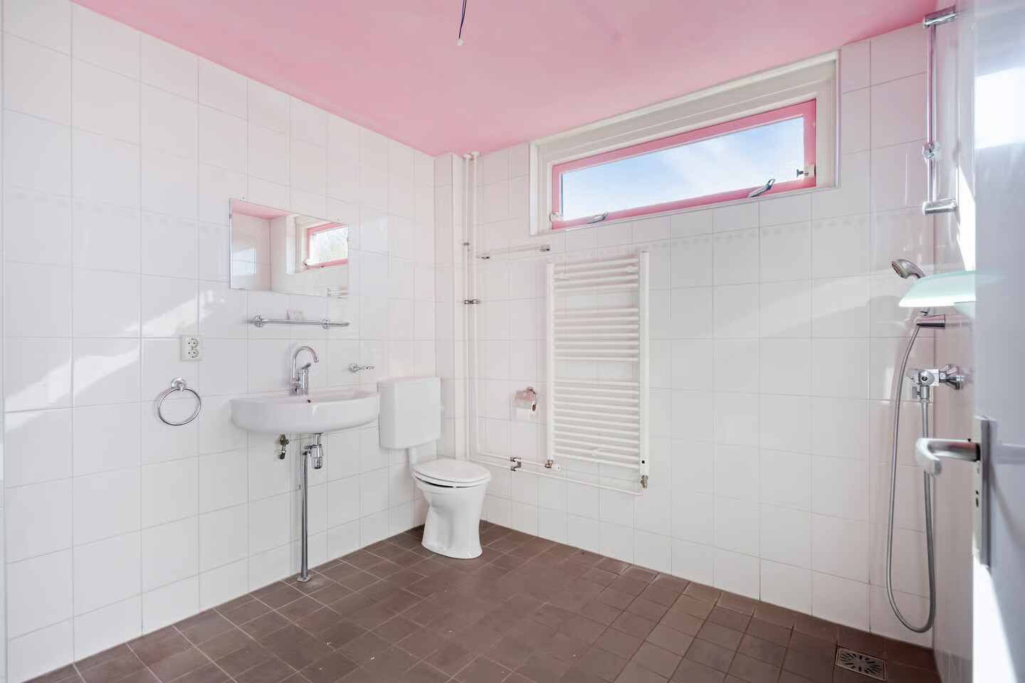Tussenwoning te koop: Weerestein 8, Gouda