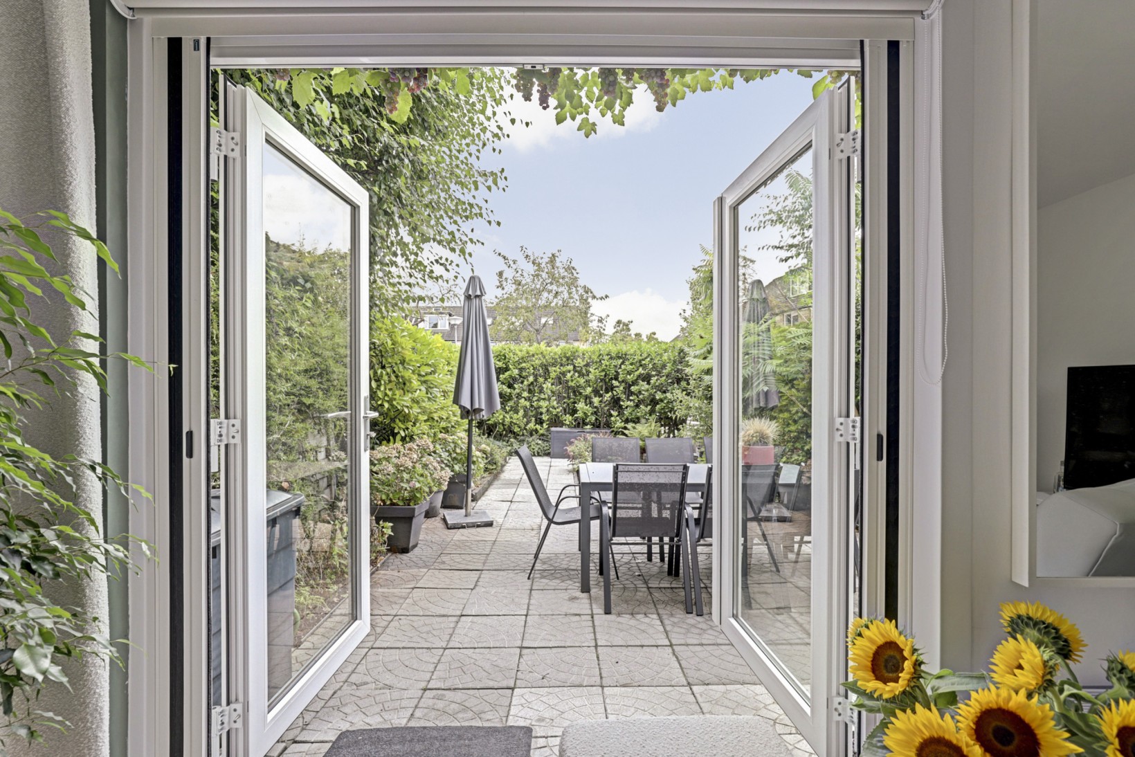 Hoekwoning te koop: Pluutwerf 12, Gouda