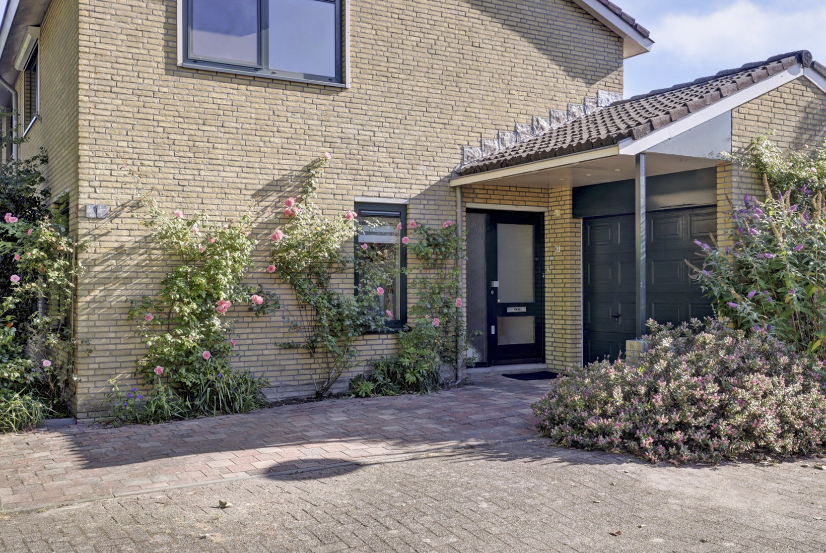 Hoekwoning te koop: Waterlelie 67, Gouda