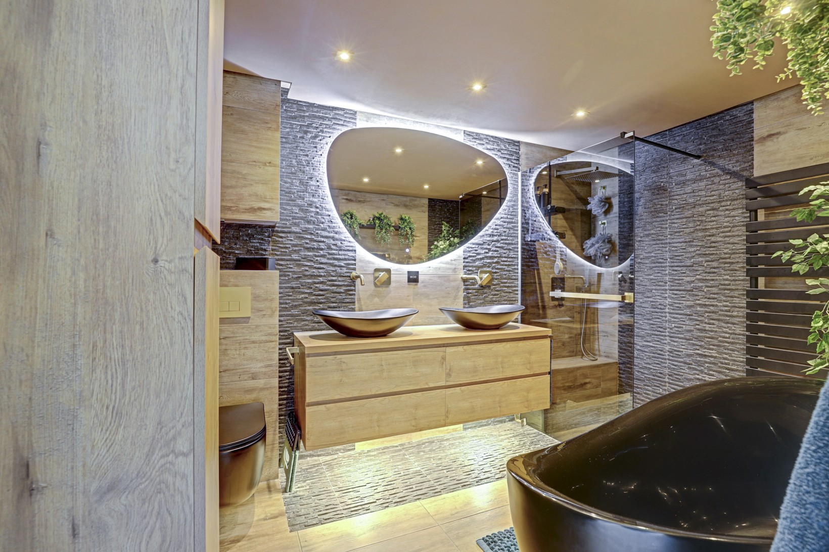 Tussenwoning te koop: Ruigenburg 74, Gouda