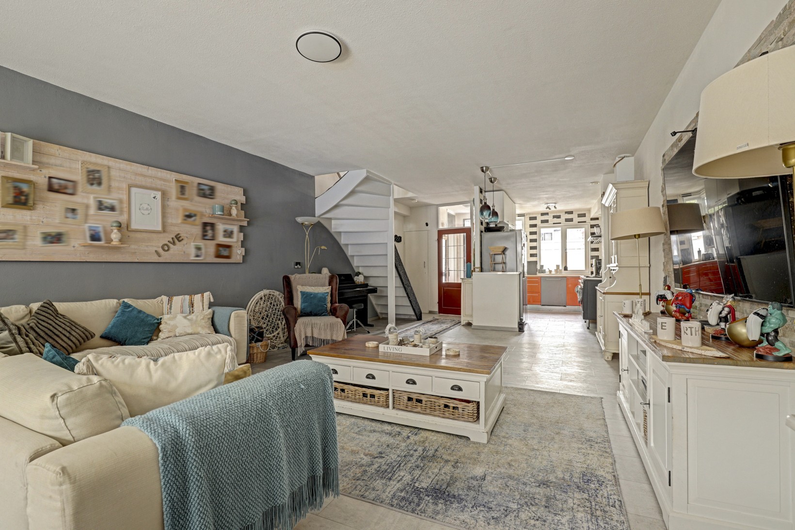 Tussenwoning te koop: Ruigenburg 74, Gouda