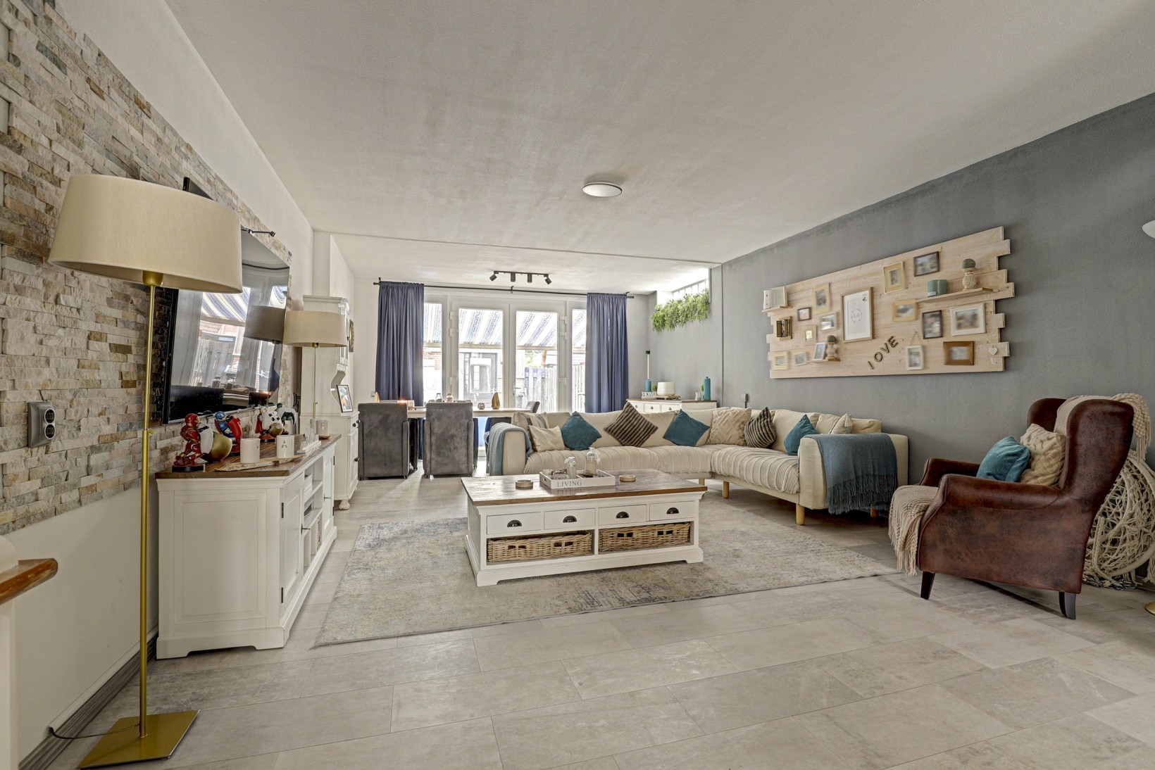 Tussenwoning te koop: Ruigenburg 74, Gouda