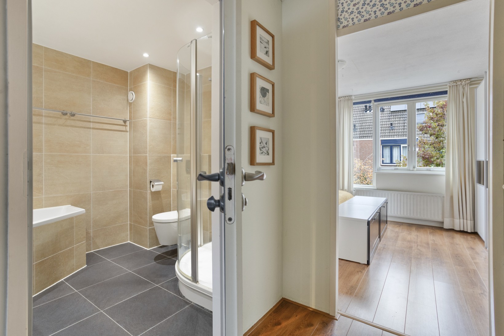 Tussenwoning te koop: Vlietenburg 10, Gouda