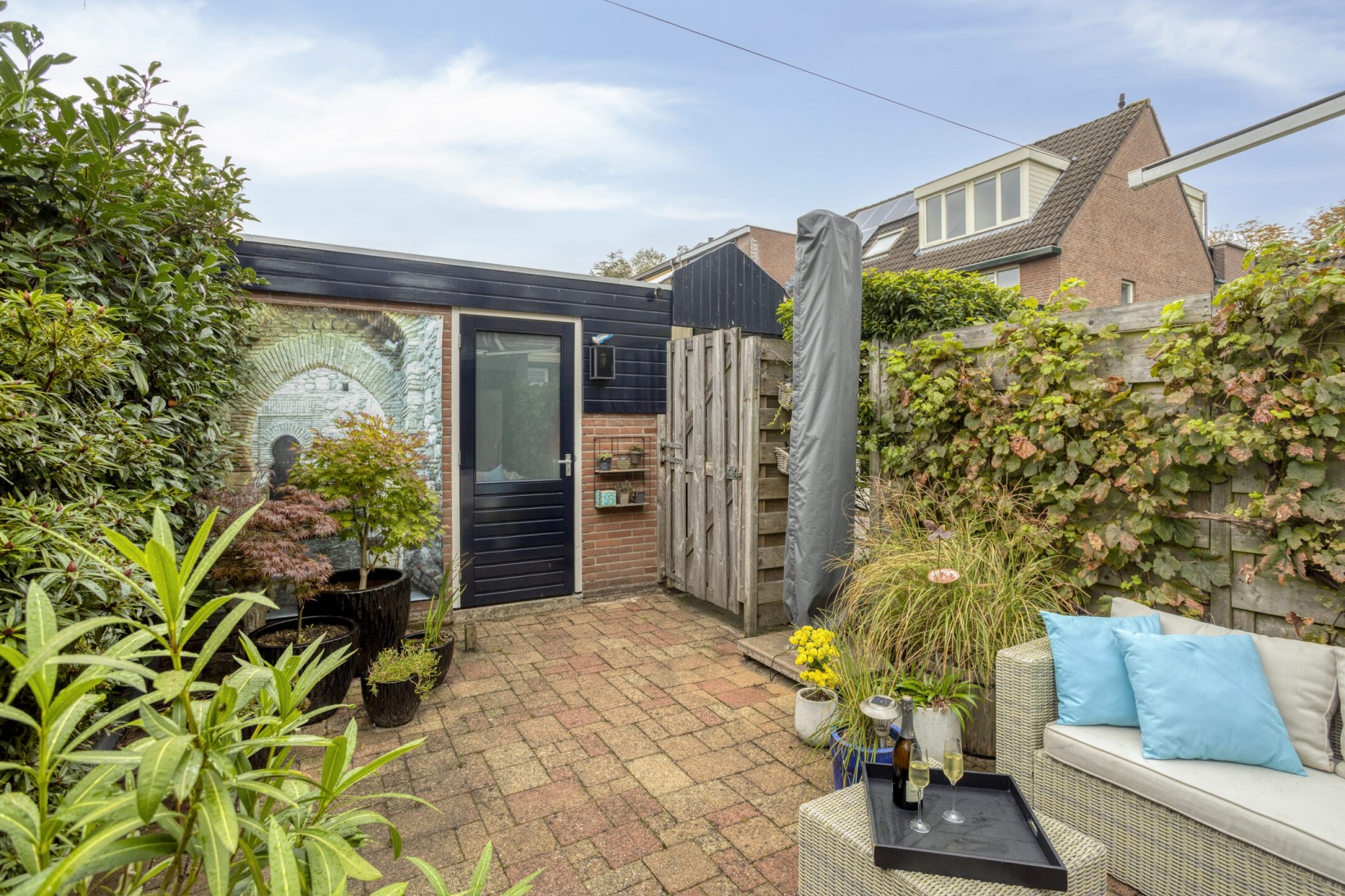 Tussenwoning te koop: Vlietenburg 10, Gouda