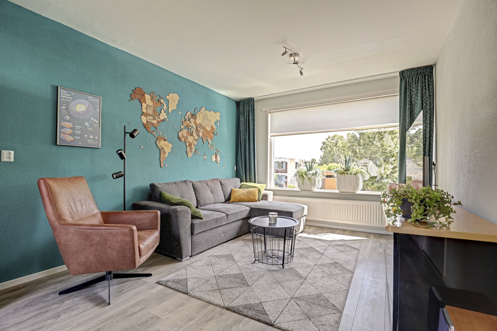 Appartement te koop: van Hogendorpplein 3, Gouda