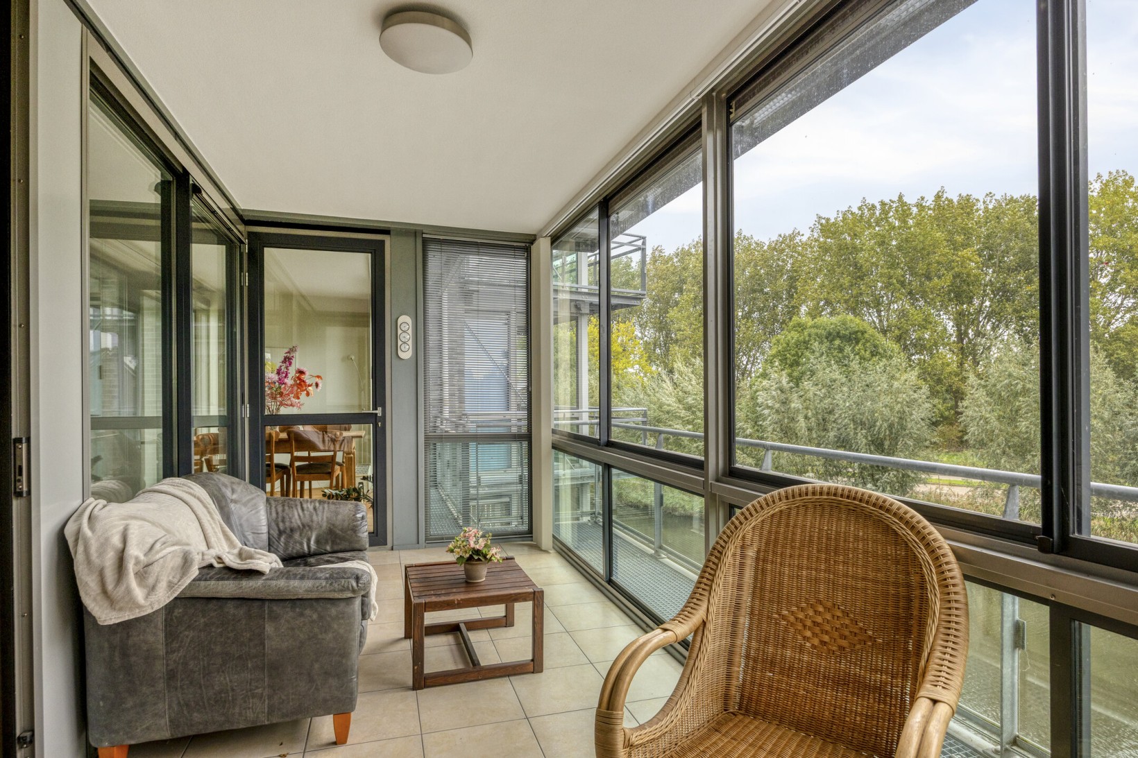 Appartement te koop: Sluismeesterslag 42, Gouda