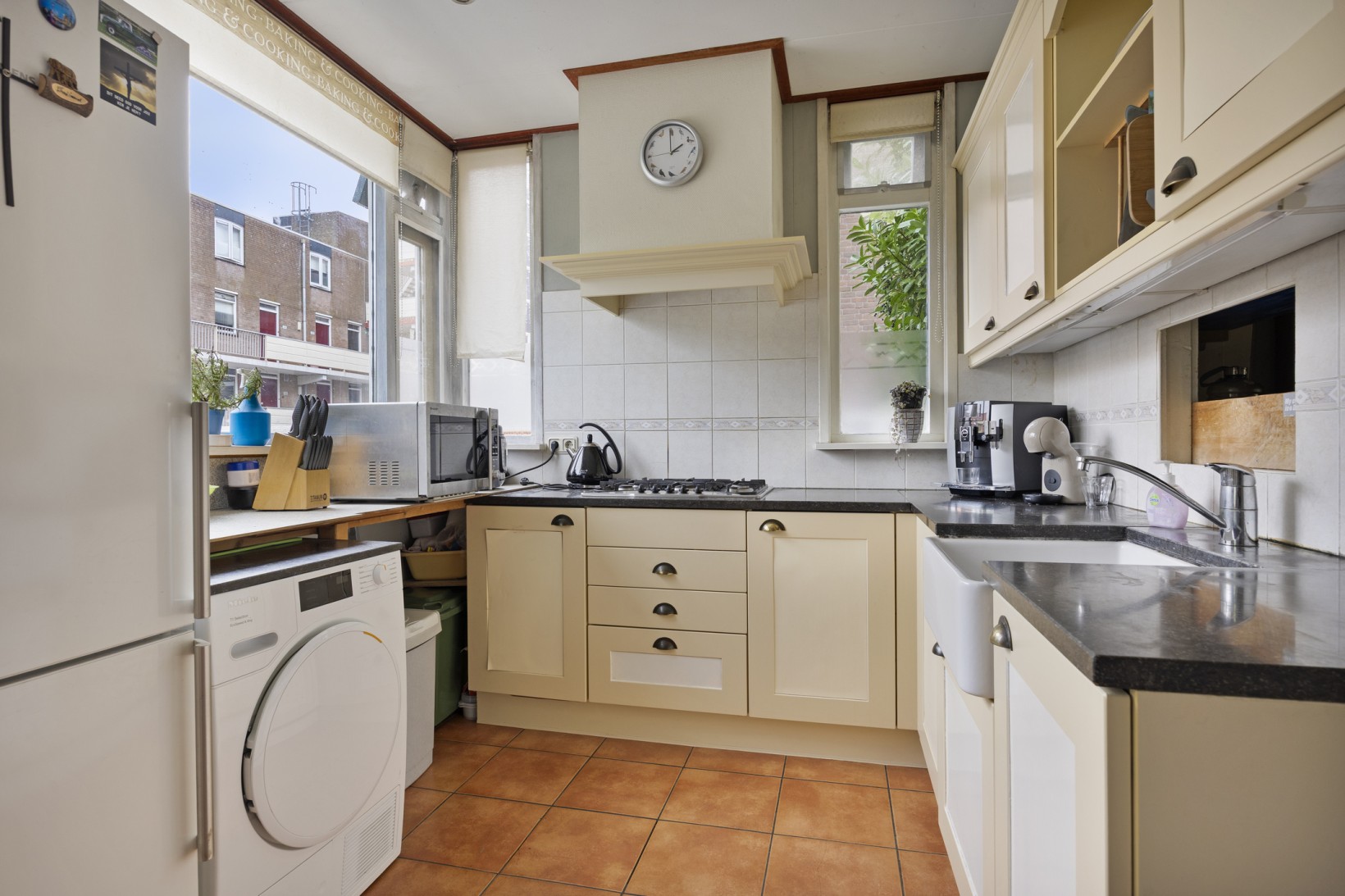 Hoekwoning te koop: Oostboezemkade 1, Gouda