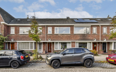 van Henegouwenstraat 14