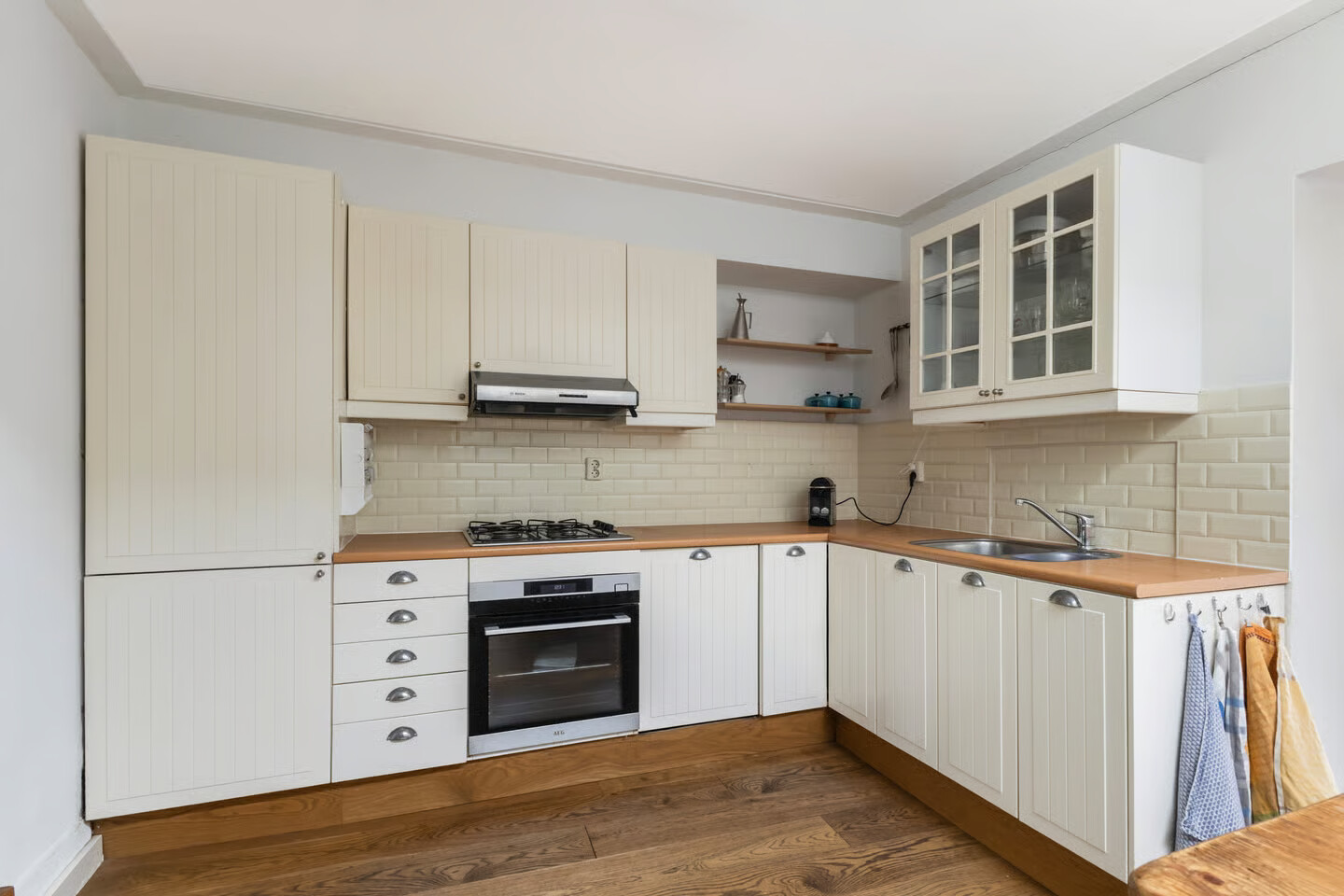 Tussenwoning te koop: Karnemelksloot 38, Gouda