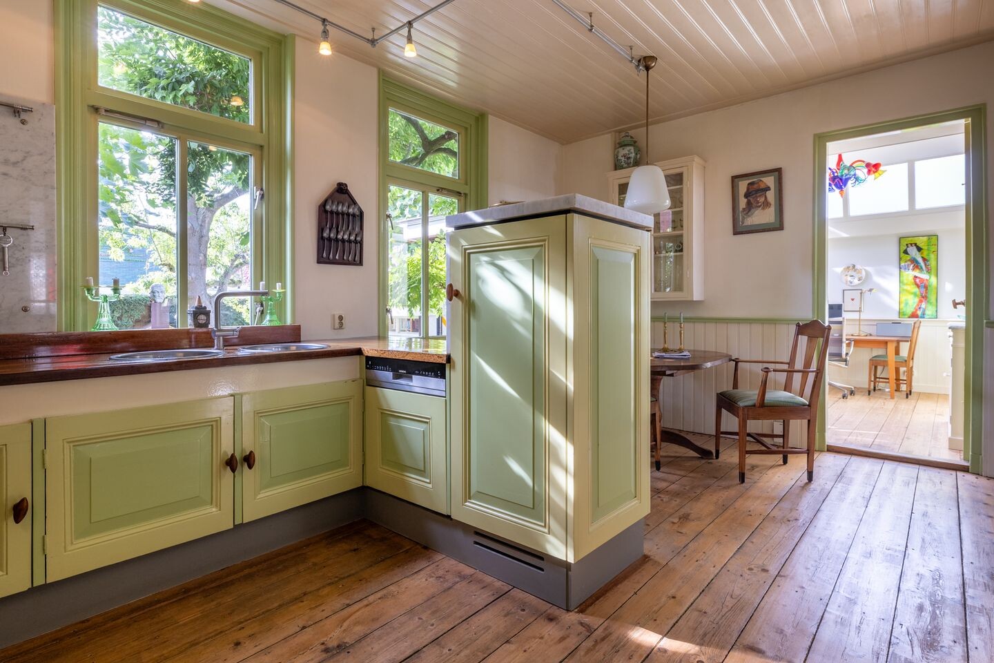 Vrijstaande woning te koop: Karnemelksloot 108, Gouda